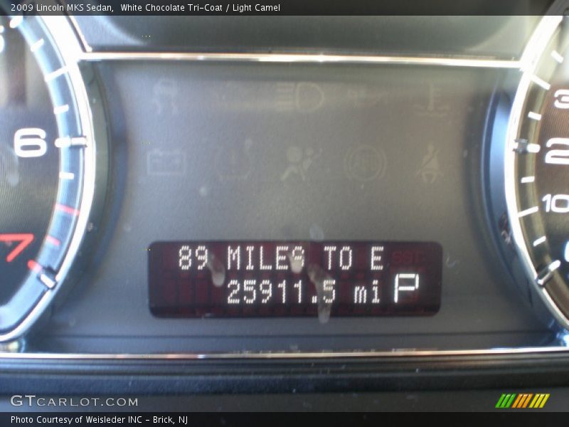 White Chocolate Tri-Coat / Light Camel 2009 Lincoln MKS Sedan