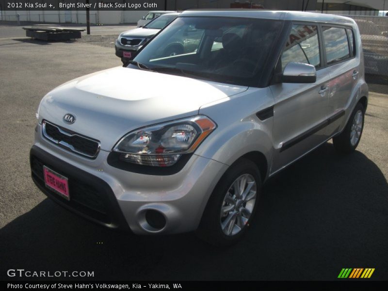 Bright Silver / Black Soul Logo Cloth 2012 Kia Soul +