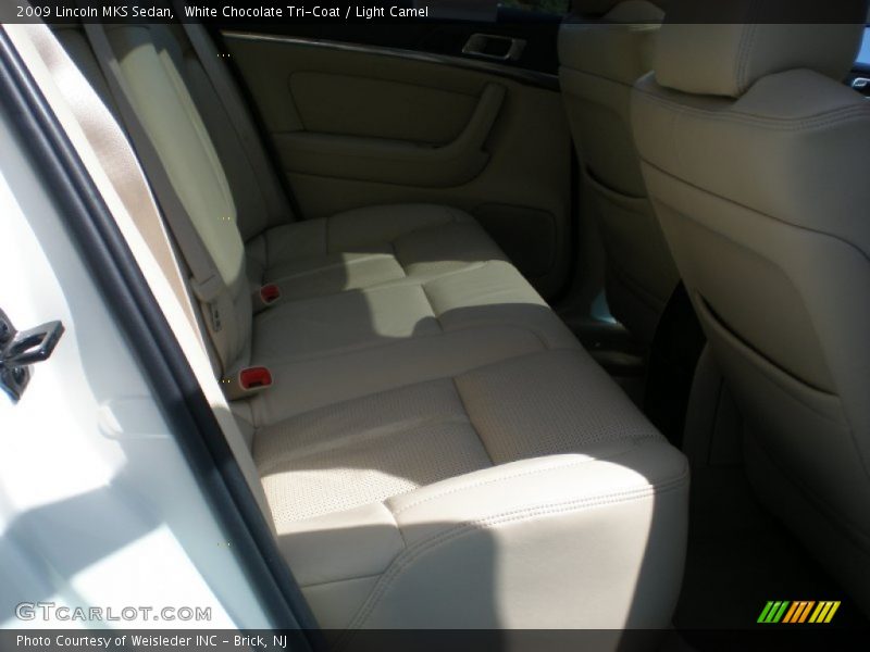 White Chocolate Tri-Coat / Light Camel 2009 Lincoln MKS Sedan
