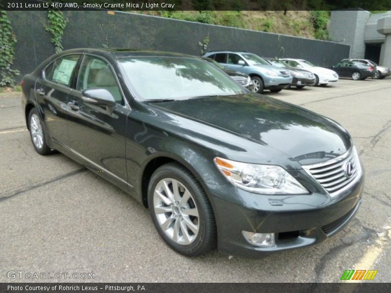 Front 3/4 View of 2011 LS 460 AWD