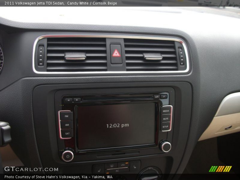 Candy White / Cornsilk Beige 2011 Volkswagen Jetta TDI Sedan