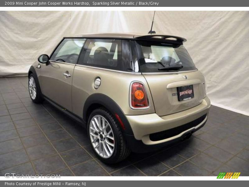Sparkling Silver Metallic / Black/Grey 2009 Mini Cooper John Cooper Works Hardtop