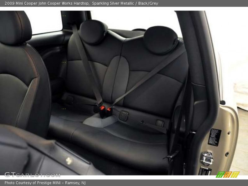 Sparkling Silver Metallic / Black/Grey 2009 Mini Cooper John Cooper Works Hardtop
