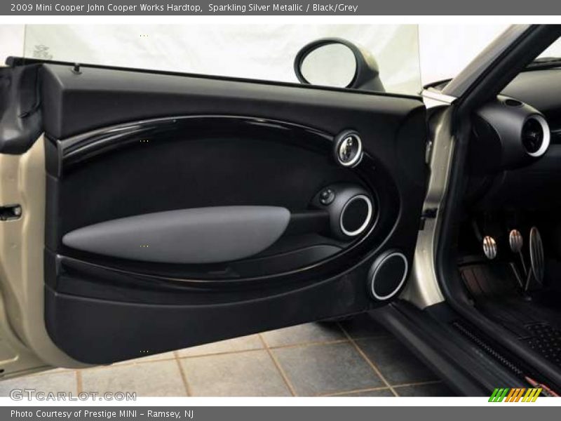 Sparkling Silver Metallic / Black/Grey 2009 Mini Cooper John Cooper Works Hardtop