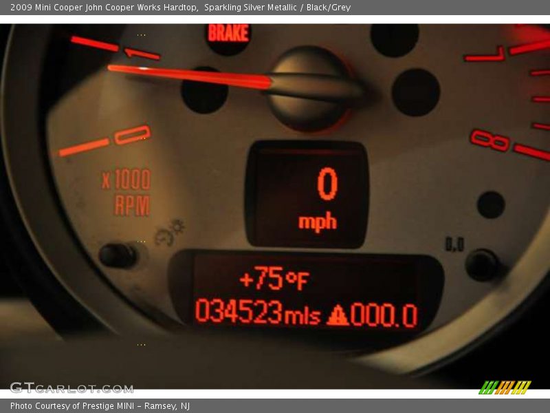 Sparkling Silver Metallic / Black/Grey 2009 Mini Cooper John Cooper Works Hardtop