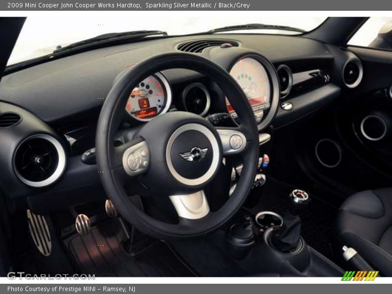 Sparkling Silver Metallic / Black/Grey 2009 Mini Cooper John Cooper Works Hardtop