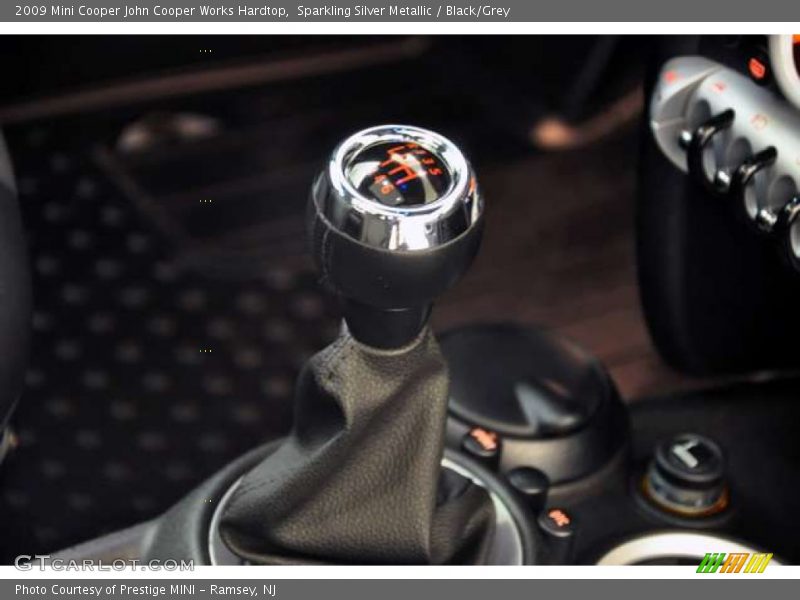 Sparkling Silver Metallic / Black/Grey 2009 Mini Cooper John Cooper Works Hardtop