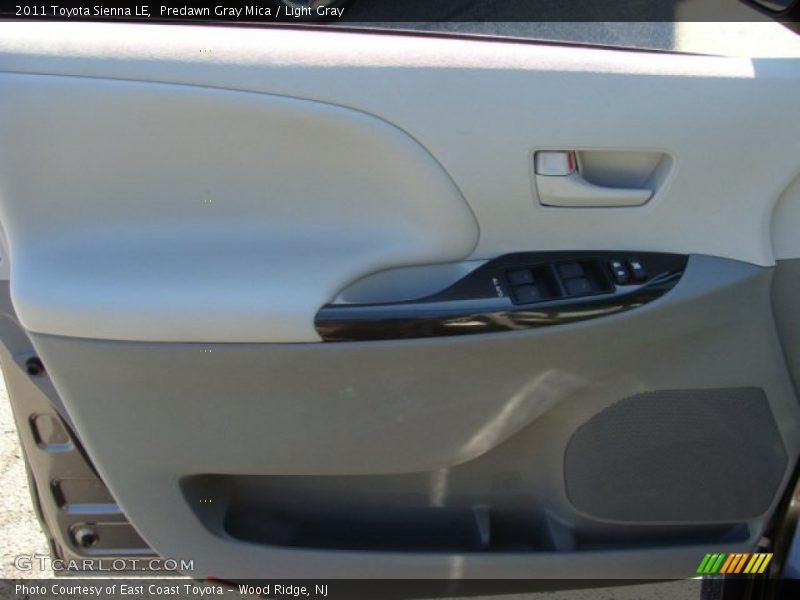 Predawn Gray Mica / Light Gray 2011 Toyota Sienna LE