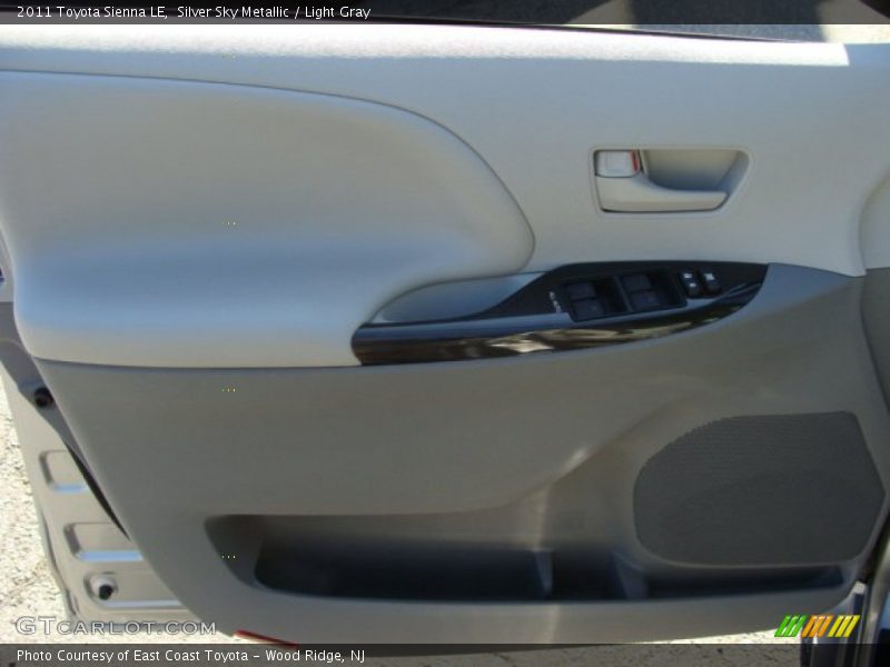 Silver Sky Metallic / Light Gray 2011 Toyota Sienna LE