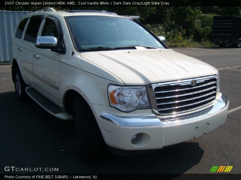 Cool Vanilla White / Dark Slate Gray/Light Slate Gray 2007 Chrysler Aspen Limited HEMI 4WD