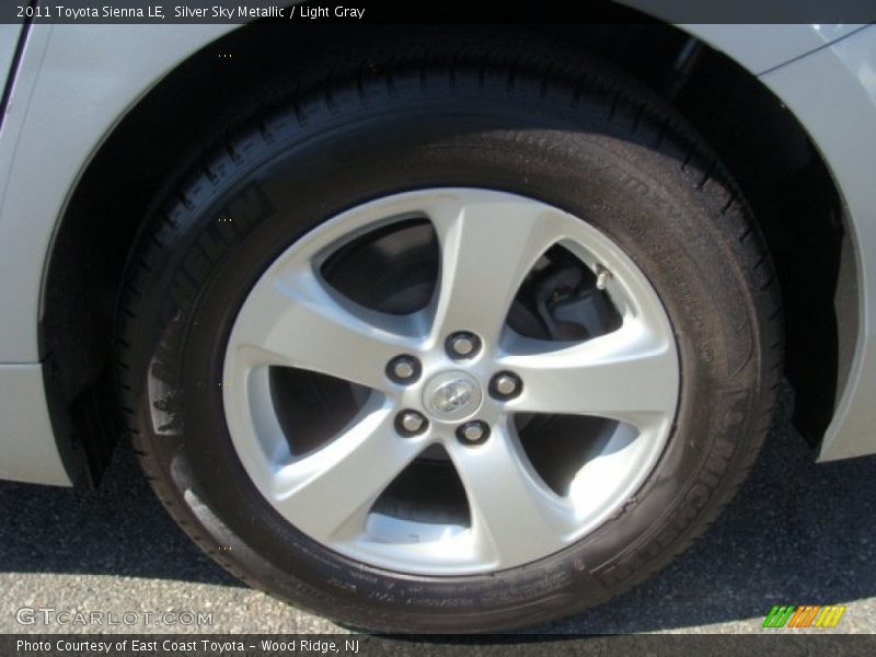 Silver Sky Metallic / Light Gray 2011 Toyota Sienna LE