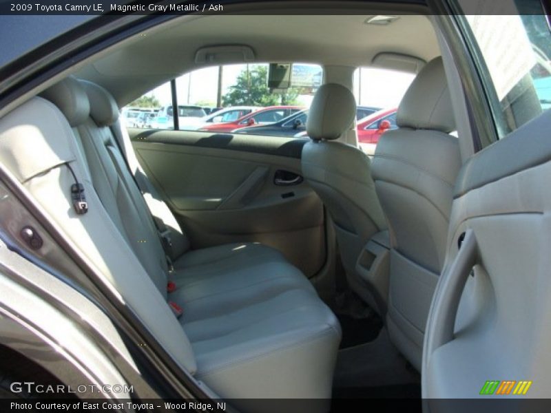 Magnetic Gray Metallic / Ash 2009 Toyota Camry LE