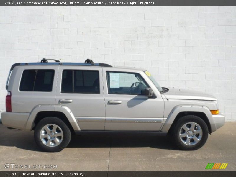 Bright Silver Metallic / Dark Khaki/Light Graystone 2007 Jeep Commander Limited 4x4