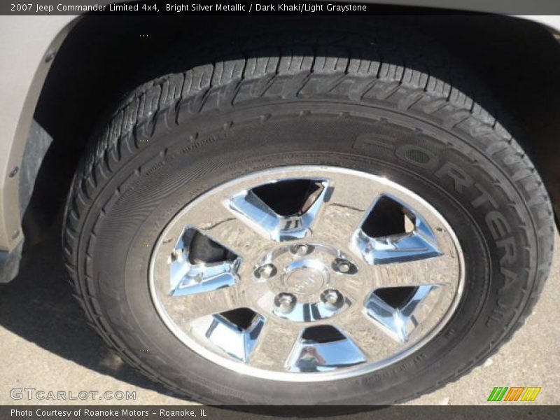 Bright Silver Metallic / Dark Khaki/Light Graystone 2007 Jeep Commander Limited 4x4