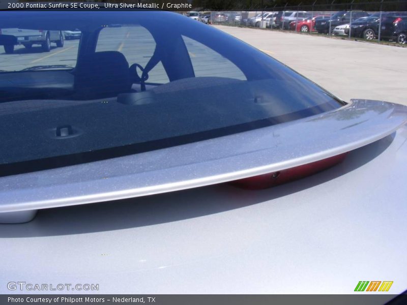 Ultra Silver Metallic / Graphite 2000 Pontiac Sunfire SE Coupe