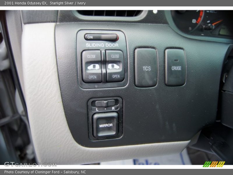 Starlight Silver / Ivory 2001 Honda Odyssey EX