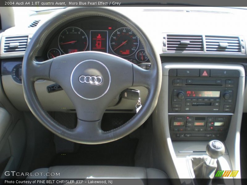 Dashboard of 2004 A4 1.8T quattro Avant