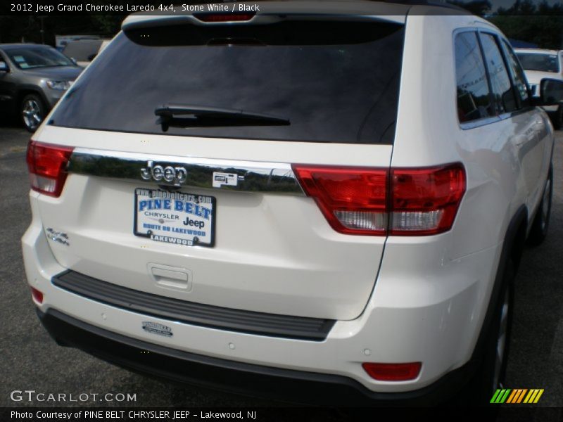 Stone White / Black 2012 Jeep Grand Cherokee Laredo 4x4