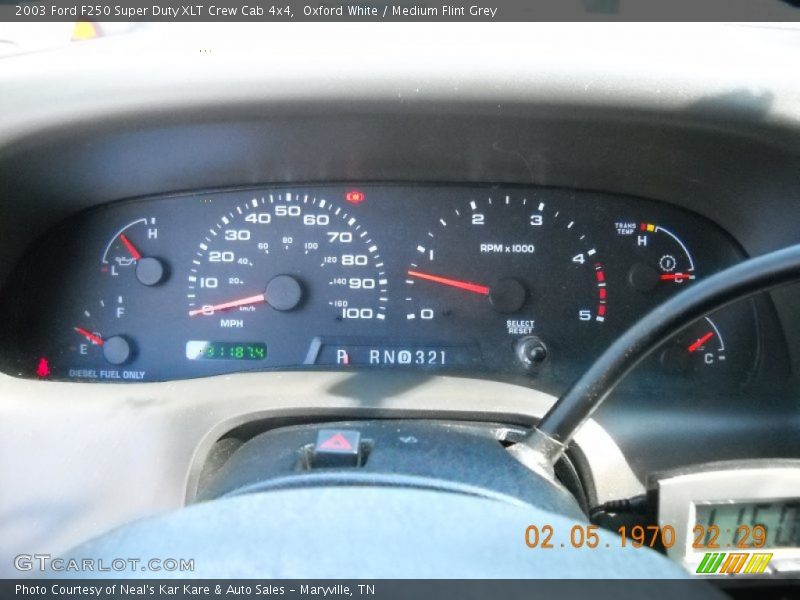 Oxford White / Medium Flint Grey 2003 Ford F250 Super Duty XLT Crew Cab 4x4