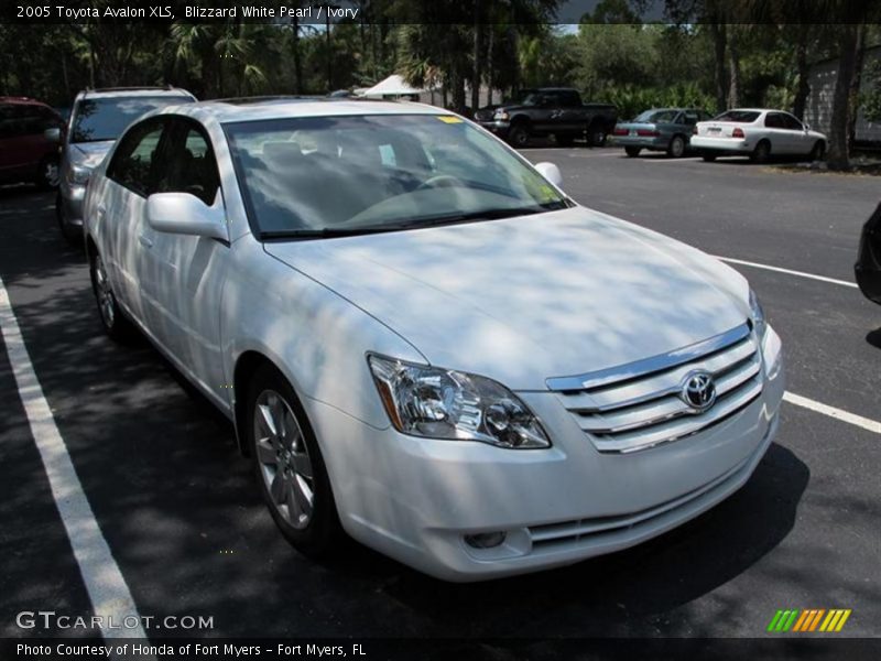 Blizzard White Pearl / Ivory 2005 Toyota Avalon XLS