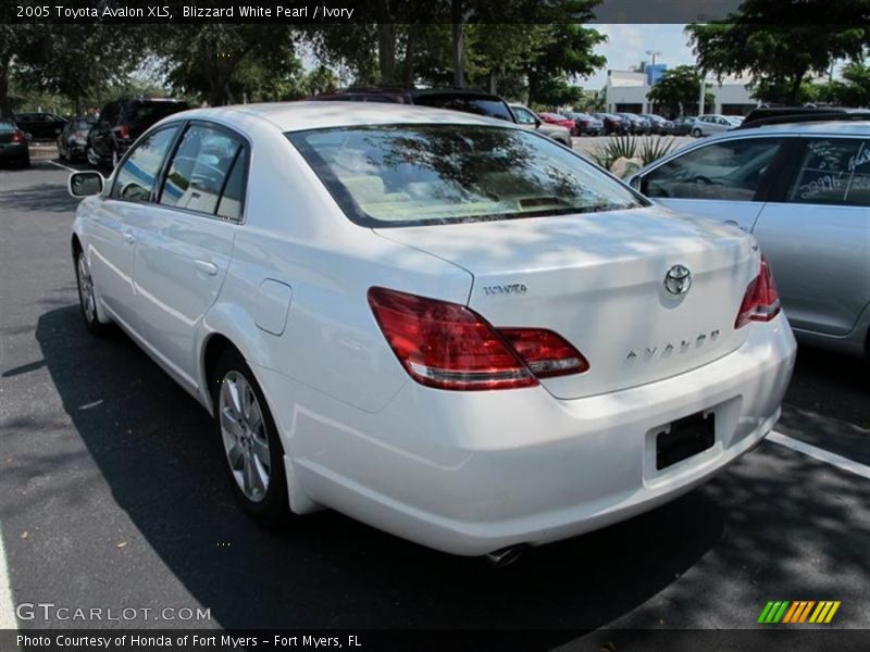 Blizzard White Pearl / Ivory 2005 Toyota Avalon XLS