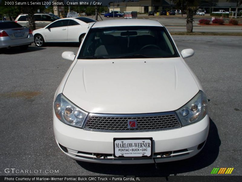 Cream White / Gray 2003 Saturn L Series L200 Sedan