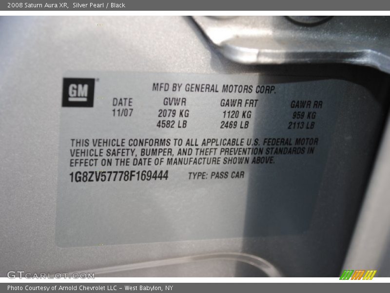 Silver Pearl / Black 2008 Saturn Aura XR