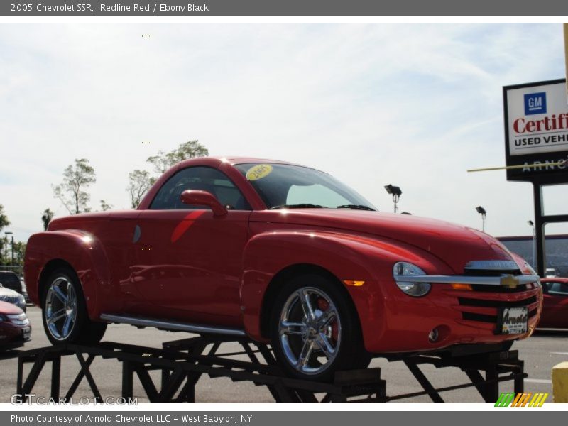 Redline Red / Ebony Black 2005 Chevrolet SSR