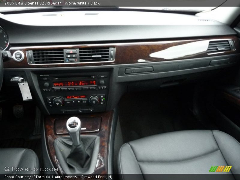 Alpine White / Black 2006 BMW 3 Series 325xi Sedan
