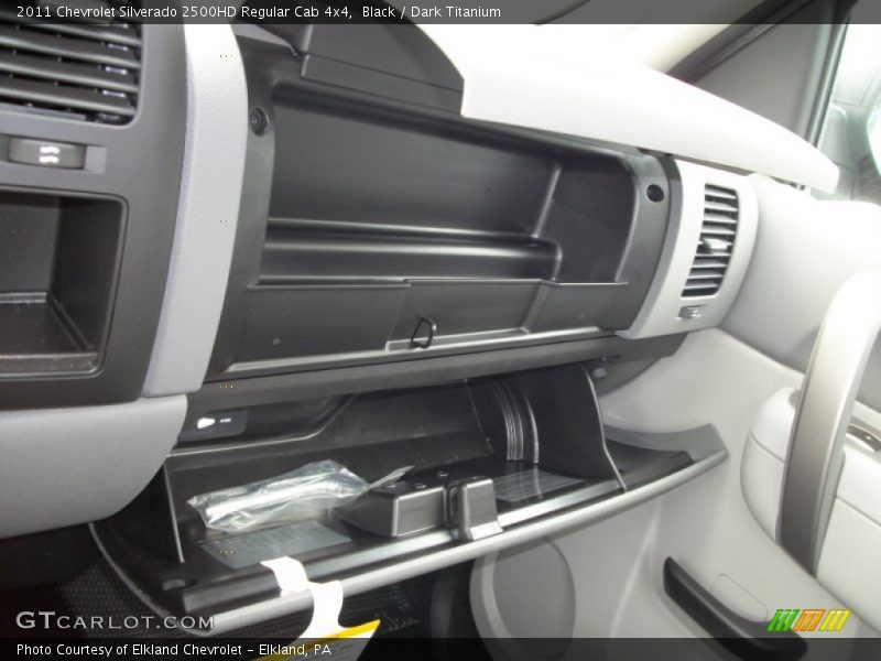 Black / Dark Titanium 2011 Chevrolet Silverado 2500HD Regular Cab 4x4