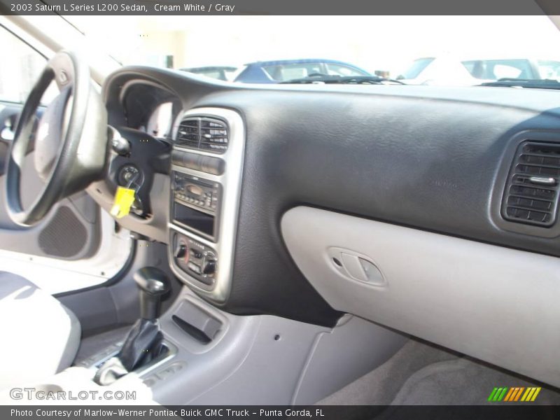 Cream White / Gray 2003 Saturn L Series L200 Sedan