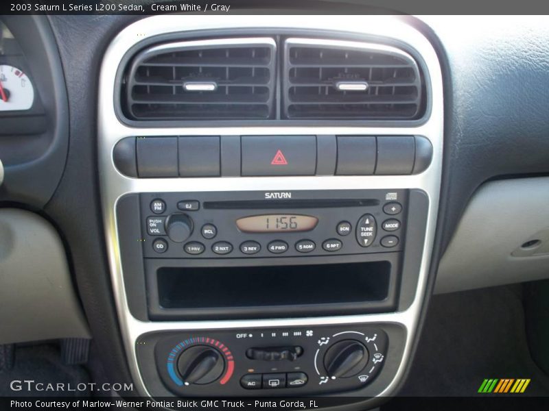 Cream White / Gray 2003 Saturn L Series L200 Sedan