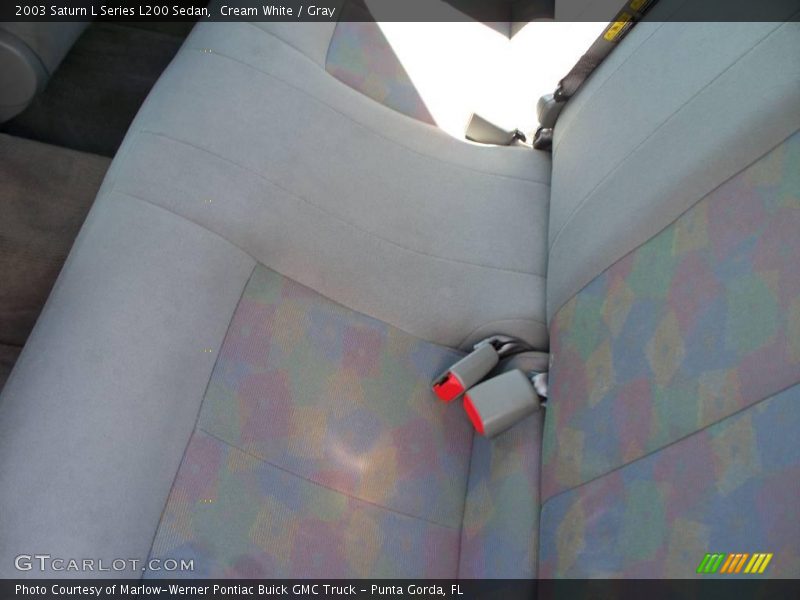 Cream White / Gray 2003 Saturn L Series L200 Sedan