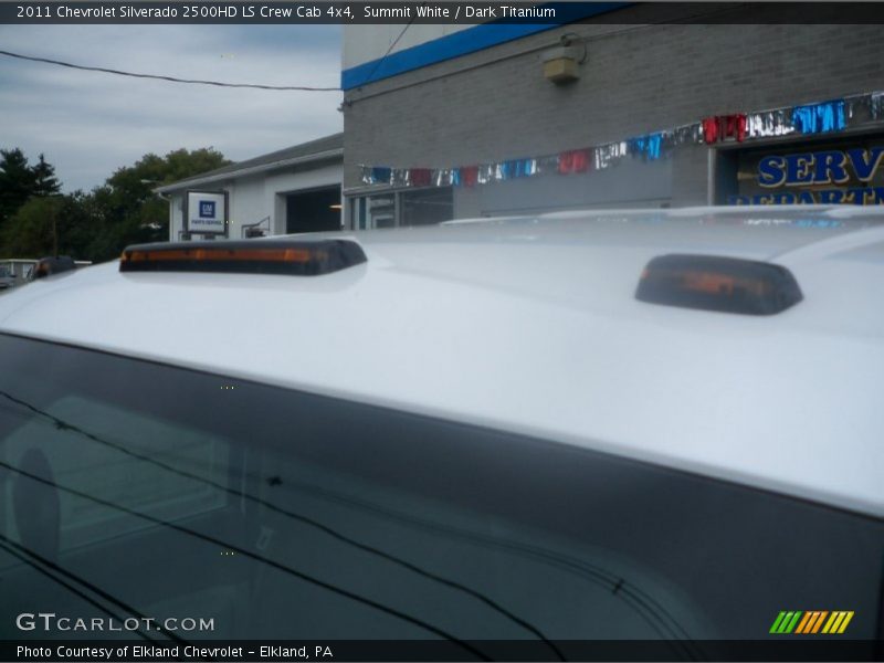 Summit White / Dark Titanium 2011 Chevrolet Silverado 2500HD LS Crew Cab 4x4