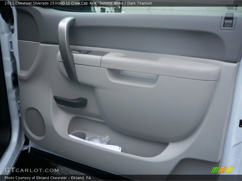 Summit White / Dark Titanium 2011 Chevrolet Silverado 2500HD LS Crew Cab 4x4