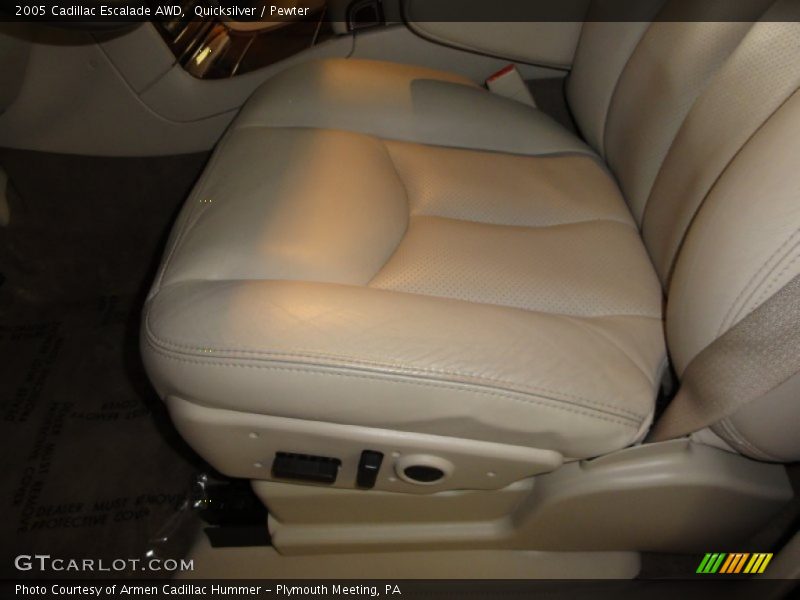 Quicksilver / Pewter 2005 Cadillac Escalade AWD