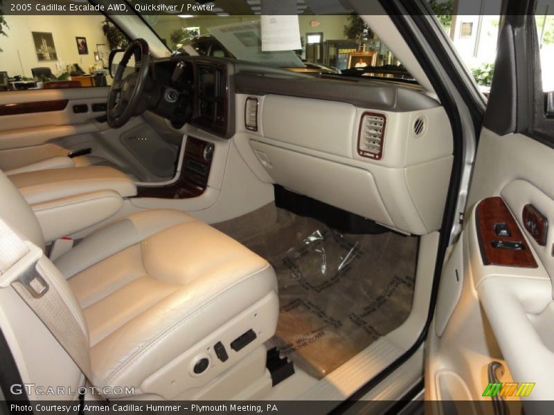 Quicksilver / Pewter 2005 Cadillac Escalade AWD