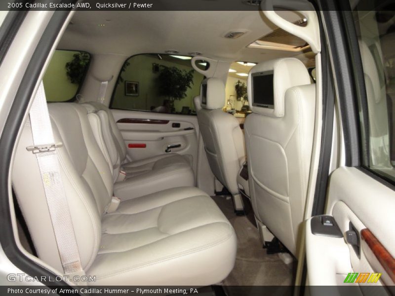 Quicksilver / Pewter 2005 Cadillac Escalade AWD