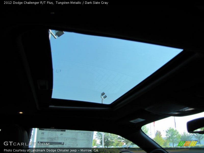 Sunroof of 2012 Challenger R/T Plus