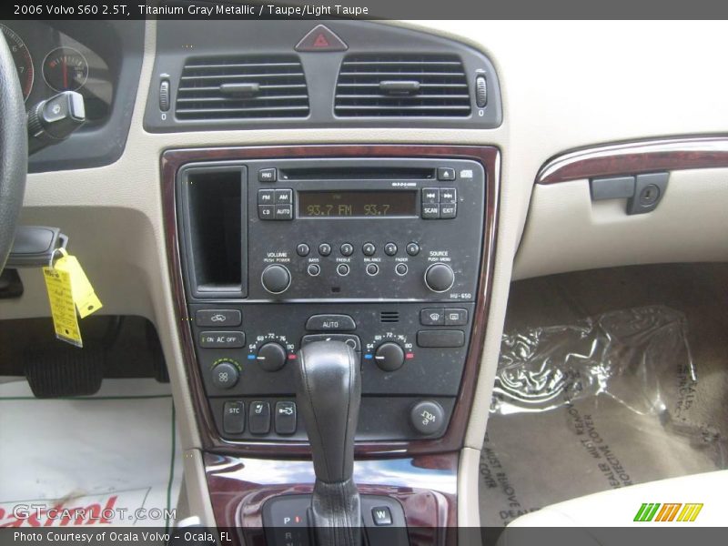 Titanium Gray Metallic / Taupe/Light Taupe 2006 Volvo S60 2.5T