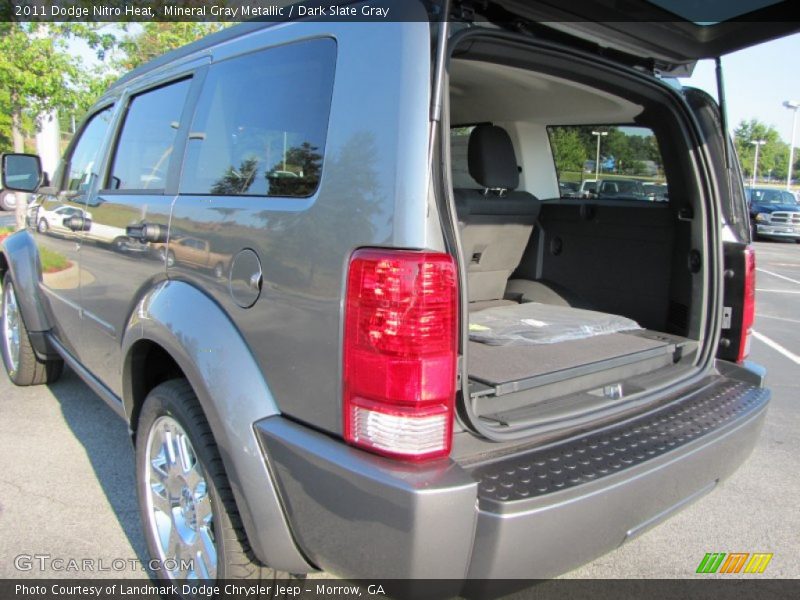 Mineral Gray Metallic / Dark Slate Gray 2011 Dodge Nitro Heat