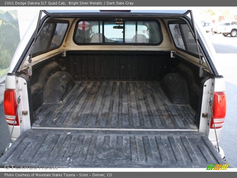  2001 Dakota SLT Quad Cab Trunk