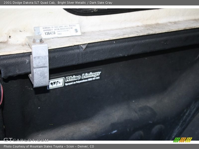 Bright Silver Metallic / Dark Slate Gray 2001 Dodge Dakota SLT Quad Cab