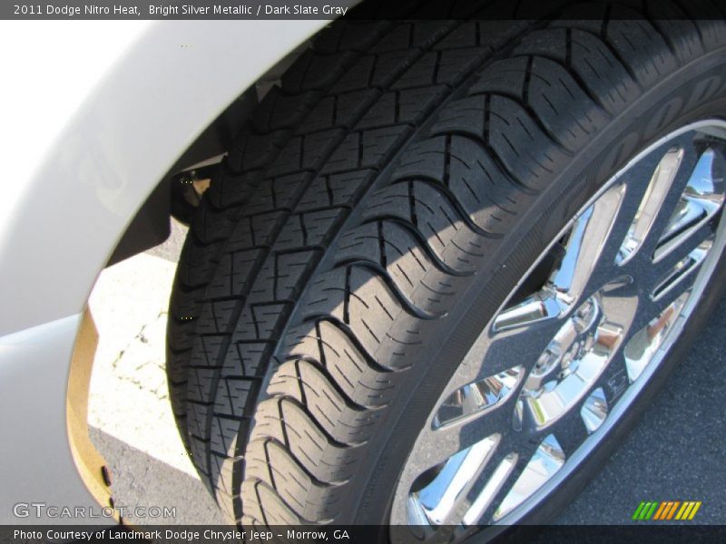 Bright Silver Metallic / Dark Slate Gray 2011 Dodge Nitro Heat