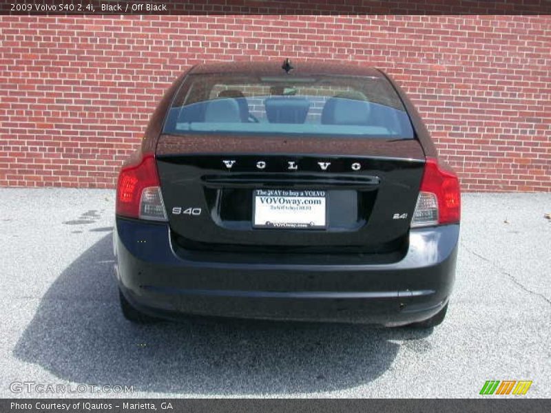 Black / Off Black 2009 Volvo S40 2.4i