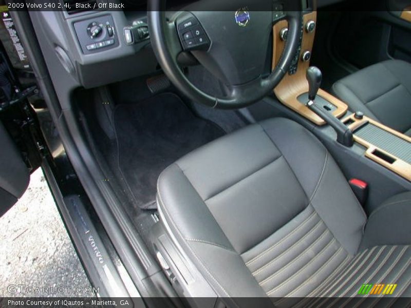 Black / Off Black 2009 Volvo S40 2.4i