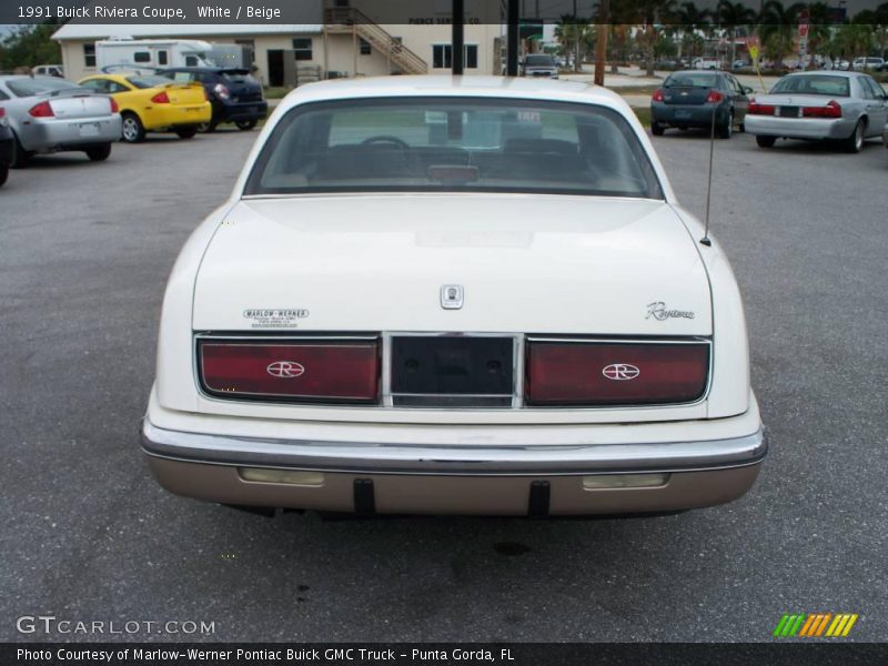 White / Beige 1991 Buick Riviera Coupe