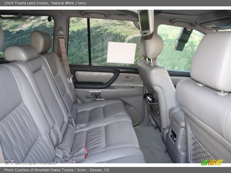 Natural White / Ivory 2004 Toyota Land Cruiser