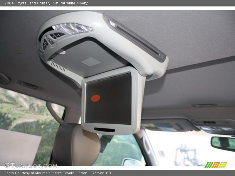 Natural White / Ivory 2004 Toyota Land Cruiser