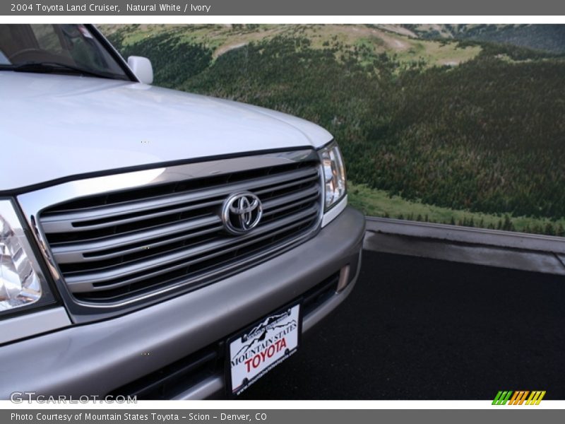 Natural White / Ivory 2004 Toyota Land Cruiser